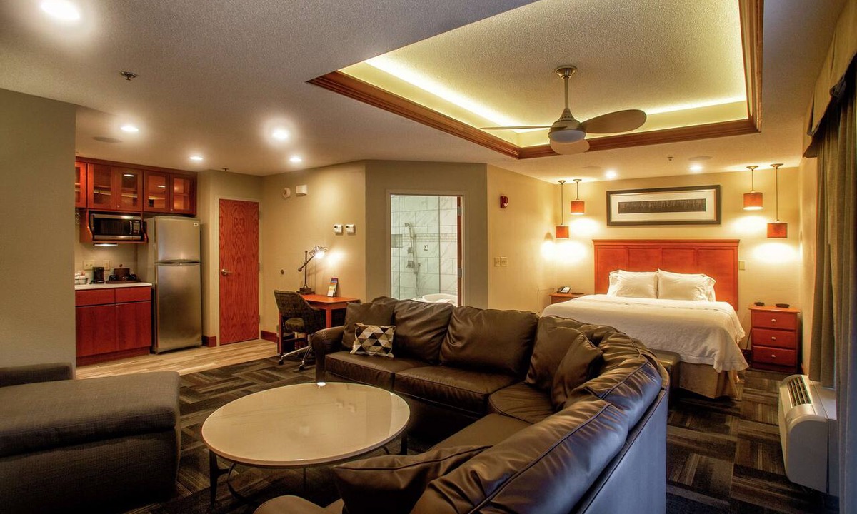 Wheeling Hotel | Hampton Inn Wheeling