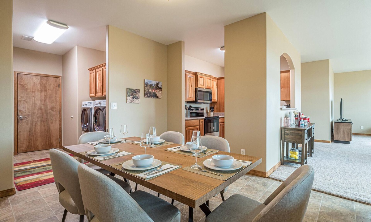 Grand Junction House | Hansel & Gretel: Private 11-Acre Escape