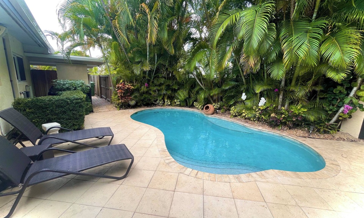East Fort Lauderdale House | Highland Palms Oasis Home, your own private house, a block from the beach