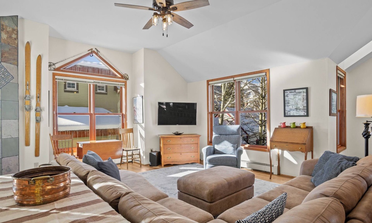 Historic District House | Historic Downtown, Private Hot Tub, Low Fees