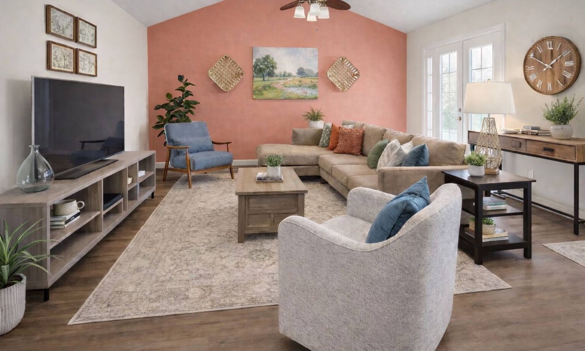 Valdosta House | Holy Cow! Sleeps 9-Central Location-4 Bedrooms-2-Smart TVs-Grill & Pet Friendly