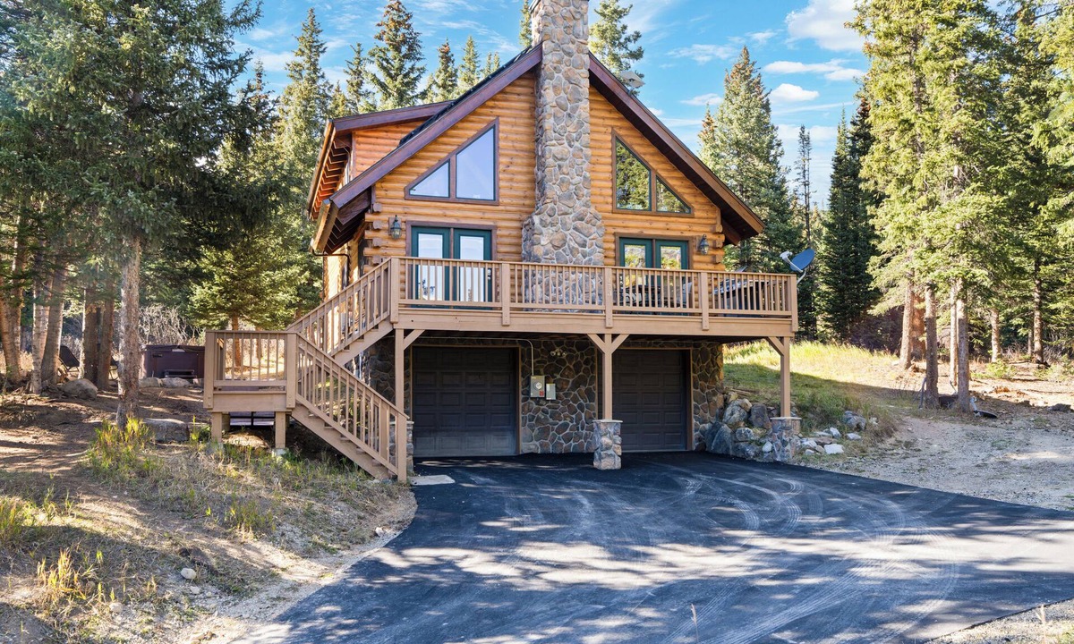 Quandary Village House | Hot Tub, Fireplace and Forest Views | Shangri-La Cabin by AvantStay