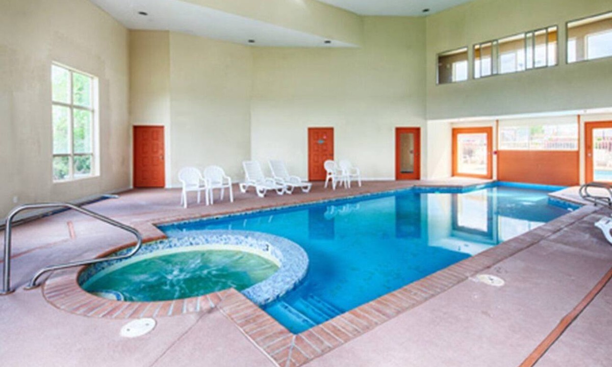 La Junta Hotel | La Junta Inn