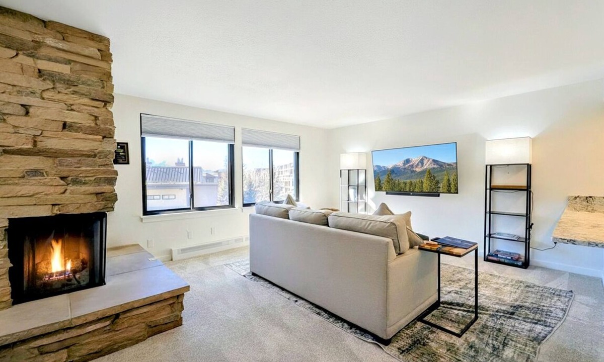 Lakeside Village Condo | Lakeside Escape | Pool, Trails + Relax