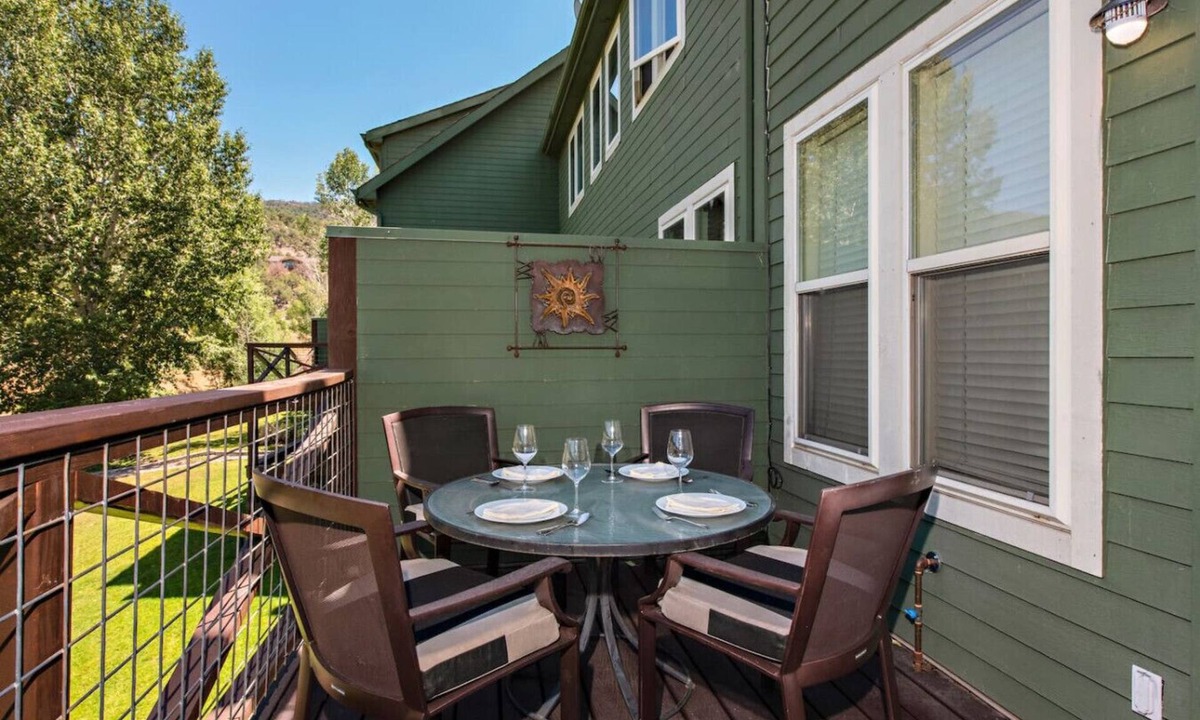 Basalt Villa | Lakeside Home w/Views Near Basalt, 18 Mi. to Aspen