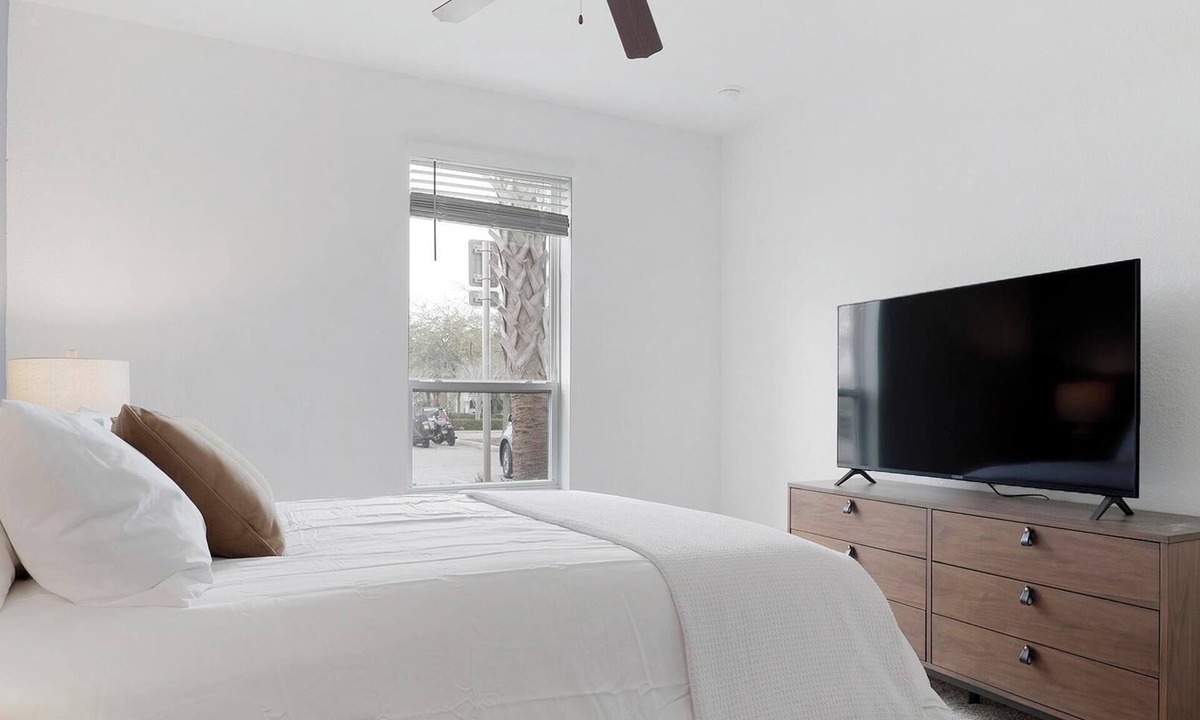 Fairvilla Apartment | Landing | Incredible 1BD, Gym, Clubhouse