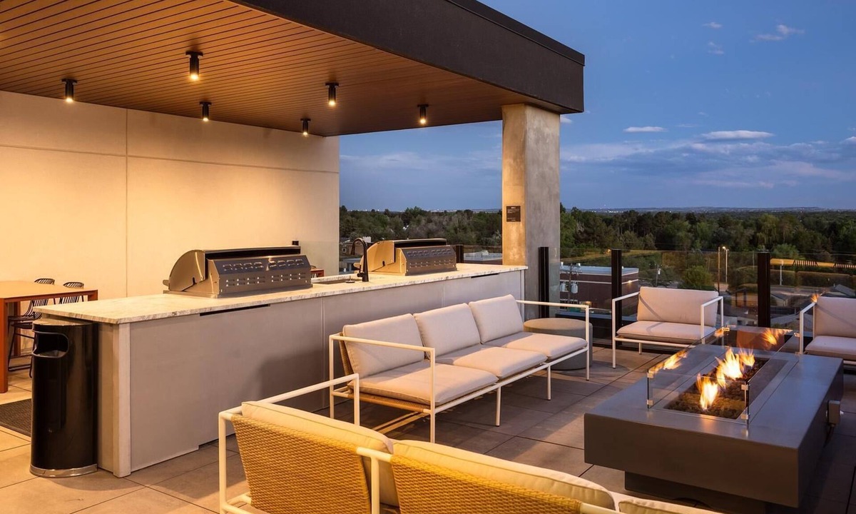 Englewood Apartment | Landing | Incredible 2BD, Gym, Rooftop Lounge