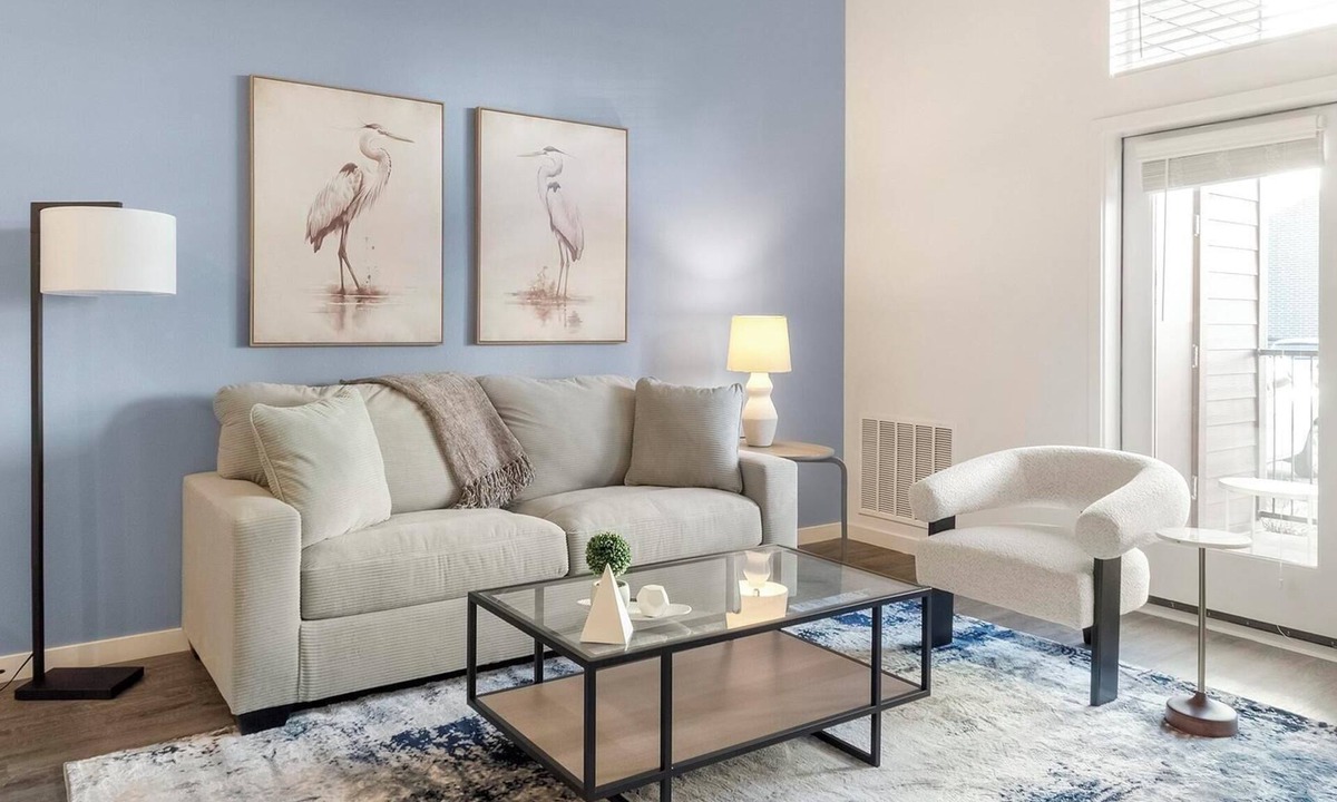 Northgate Apartment | Landing | Spectacular 1BD, Pool, Gym