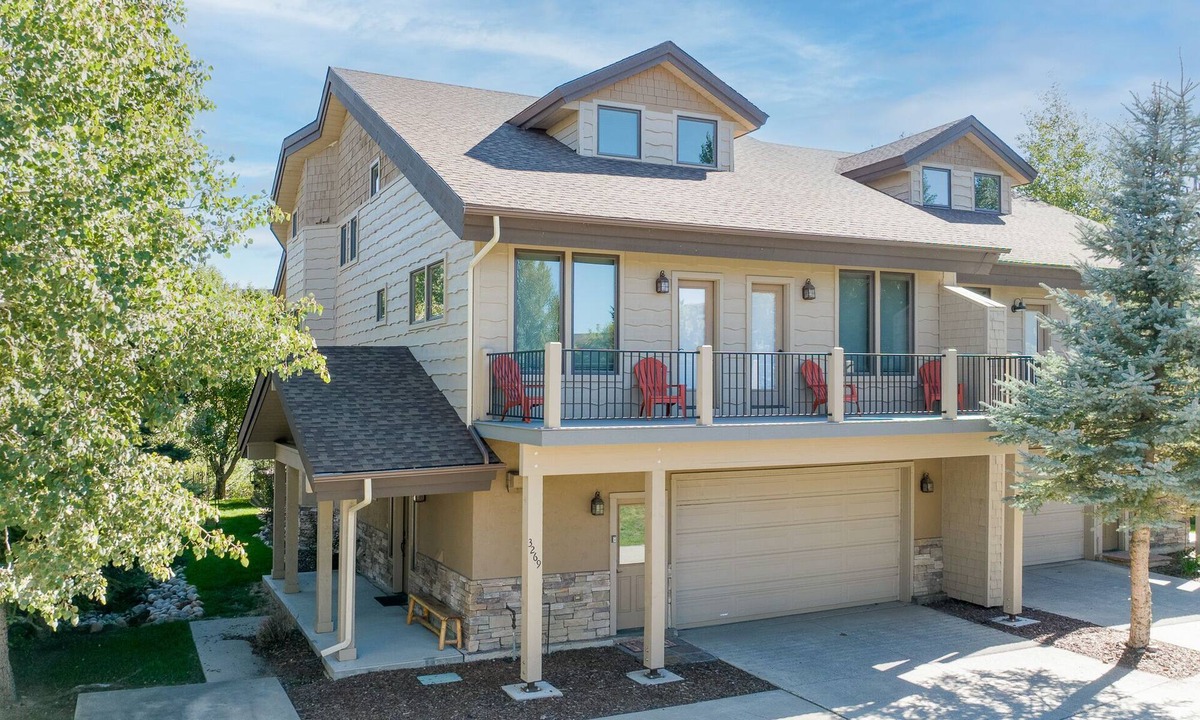 Steamboat Springs House | Large Luxury Home w/Private Hot Tub/Garage