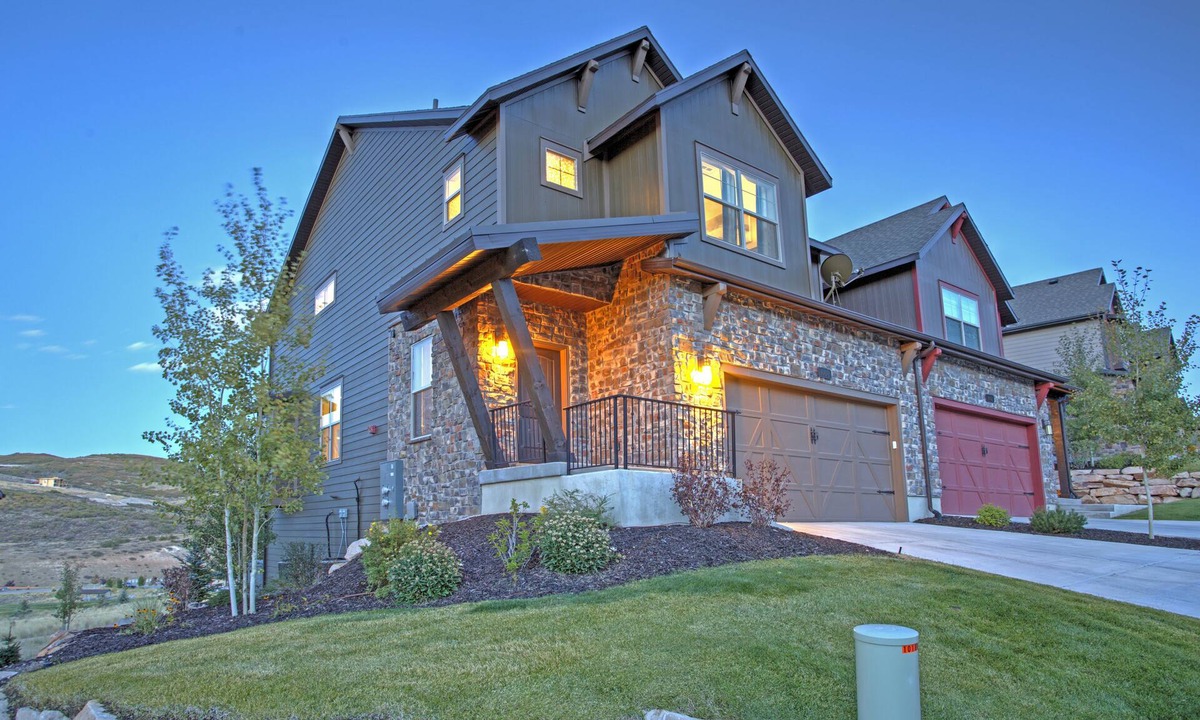 Park City House | Large Townhome with Designer Home Furnishings.