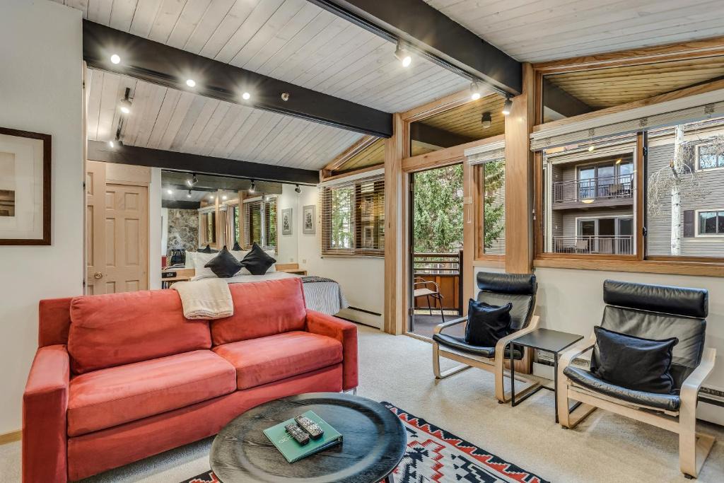 Snowmass Village House | Laurelwood Condominiums 411