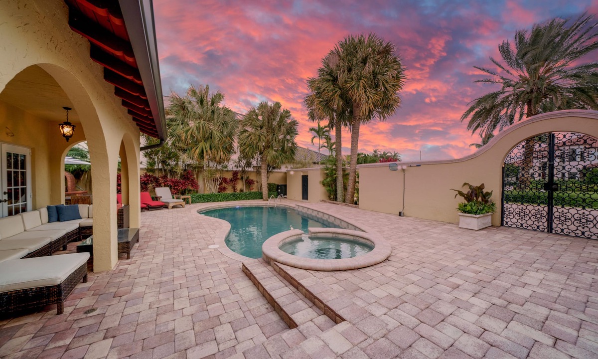 Florida North Atlantic Coast Villa | Lavish Mediterranean Villa With Direct Ocean Access