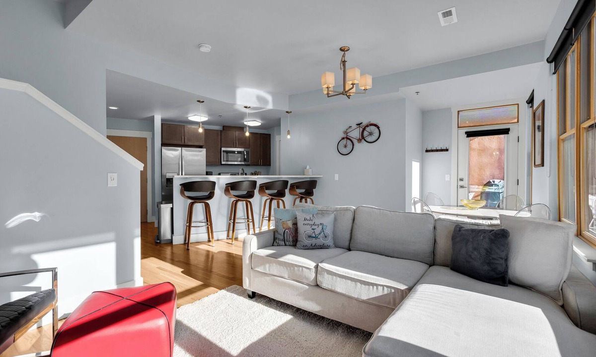 Salida Condo | Location Downtown River!