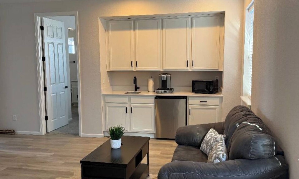 Littleton House | Lock-off In-law Apartment in Sterling Ranch - SW Denver