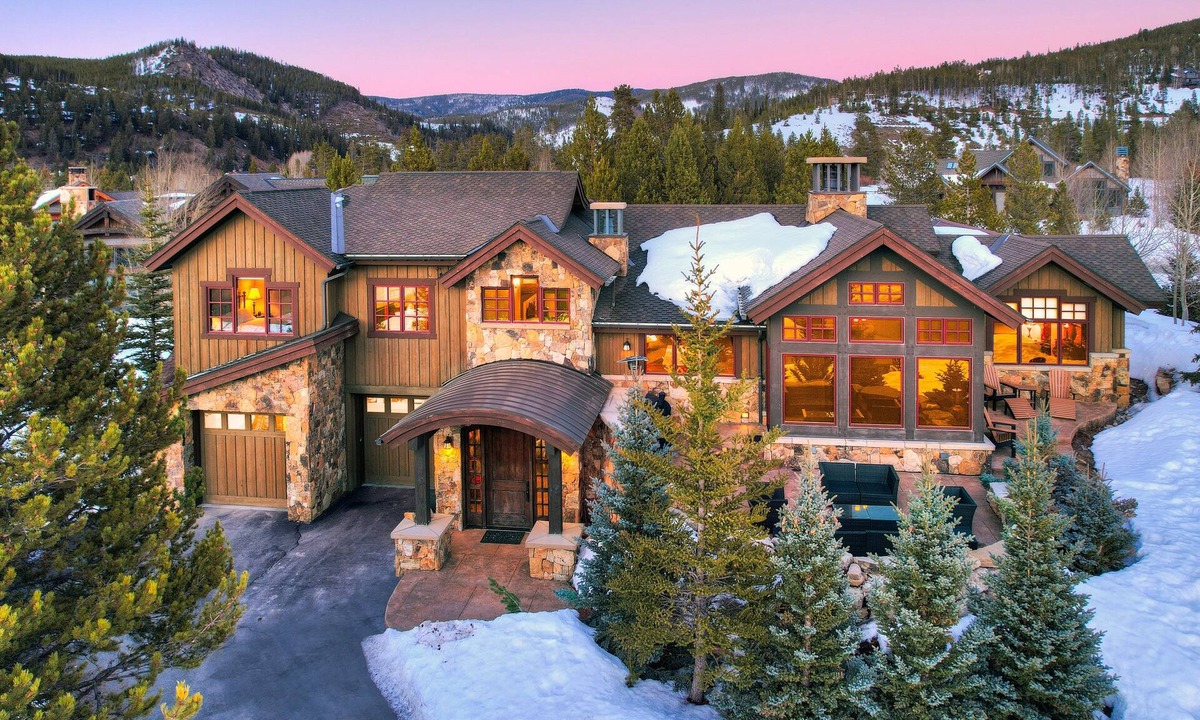 The Highlands Cabin | Long Ridge Lodge | Heavenly Views and Private Spa, Quiet Neighborhood.