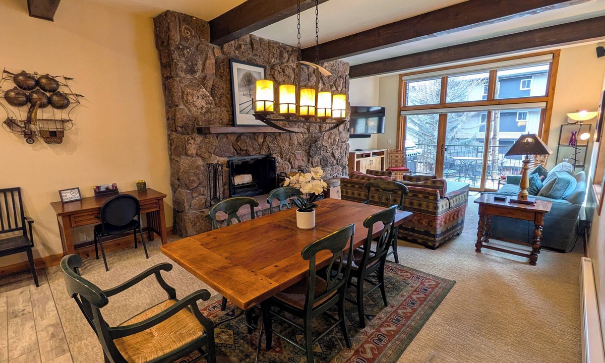 Avon Condo | Luxury Condo w/FREE WiFi, Parking, Heated Pool, Hot Tubs, Skier Shuttle