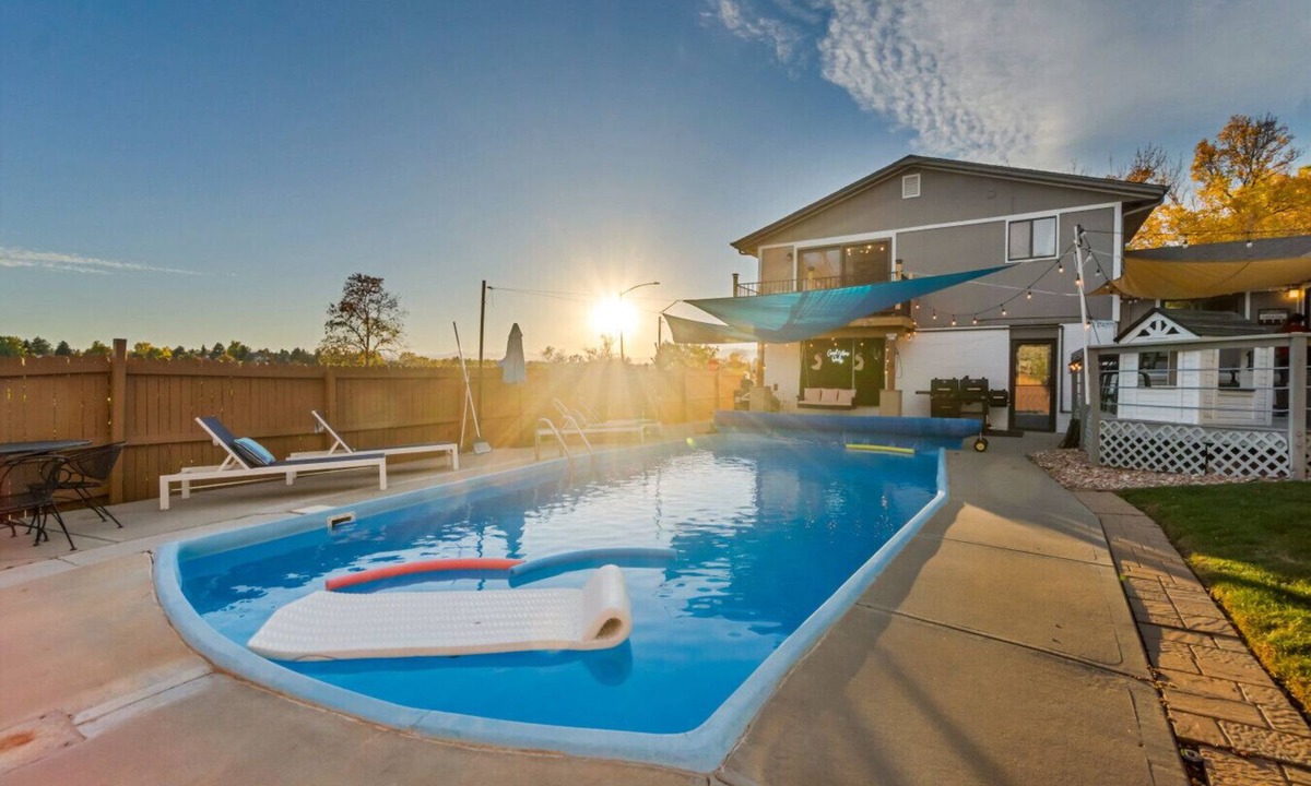 Arvada House | Luxury Lakeview Home, Private Heated Pool, Near Near Denver, Walkable Lake, Dog OK