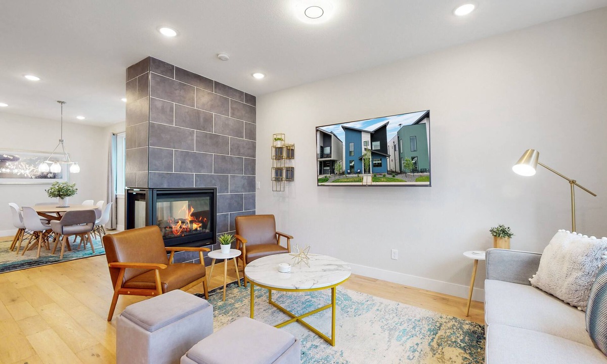 Old Town North House | Luxury Mid-Century Modern Home w/Rooftop, Gym, Tubes, Snorkeling gear