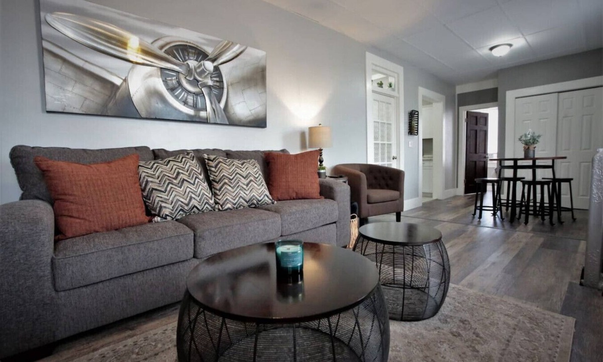 Manitou Springs Apartment | Manitou Apartment 2A
