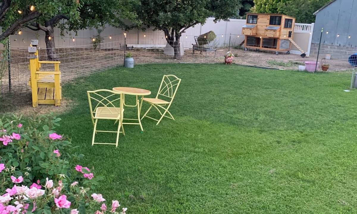 Spanish Fork House | Mini-farm with separate yard in Spanish Fork, extended driveway for toys!