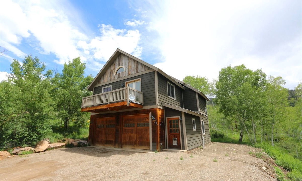 Crested Butte South Apartment | Modern Mountain Lookout