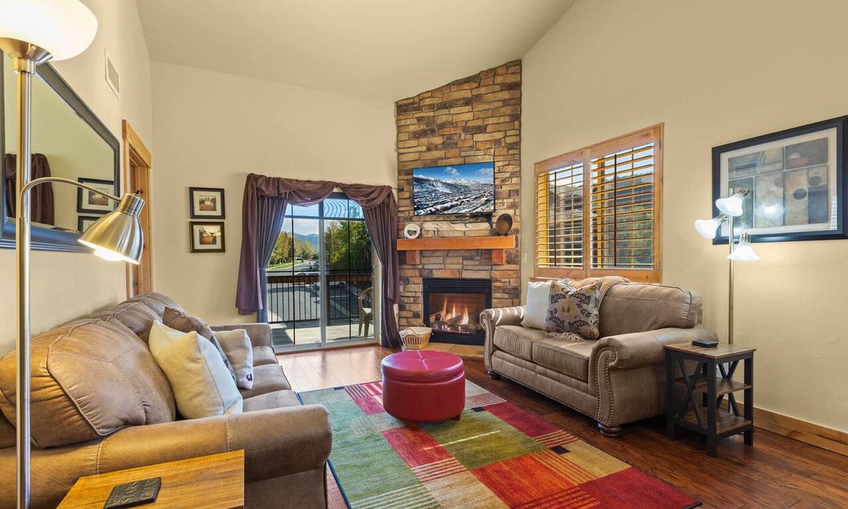 Bear Hollow Village Condo | Moose Mgmt at Bear Hollow 1302