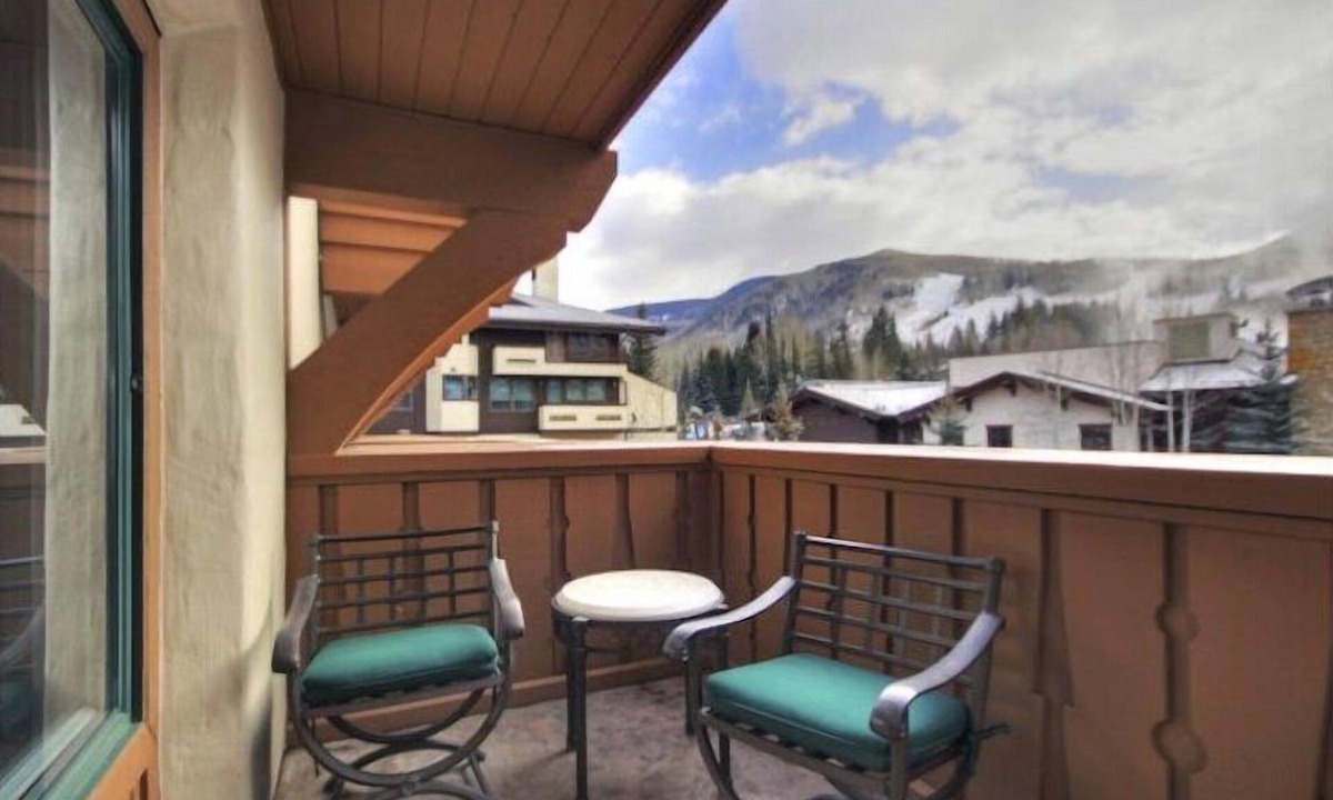 Vail Cabin | Mountain View Balcony | On-Site Spa