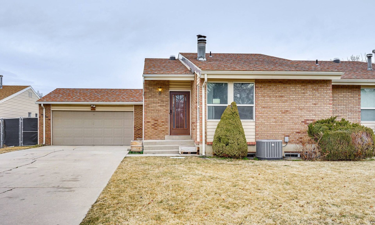 Midvale House | Near 4 Major Ski Resorts: Salt Lake County Home