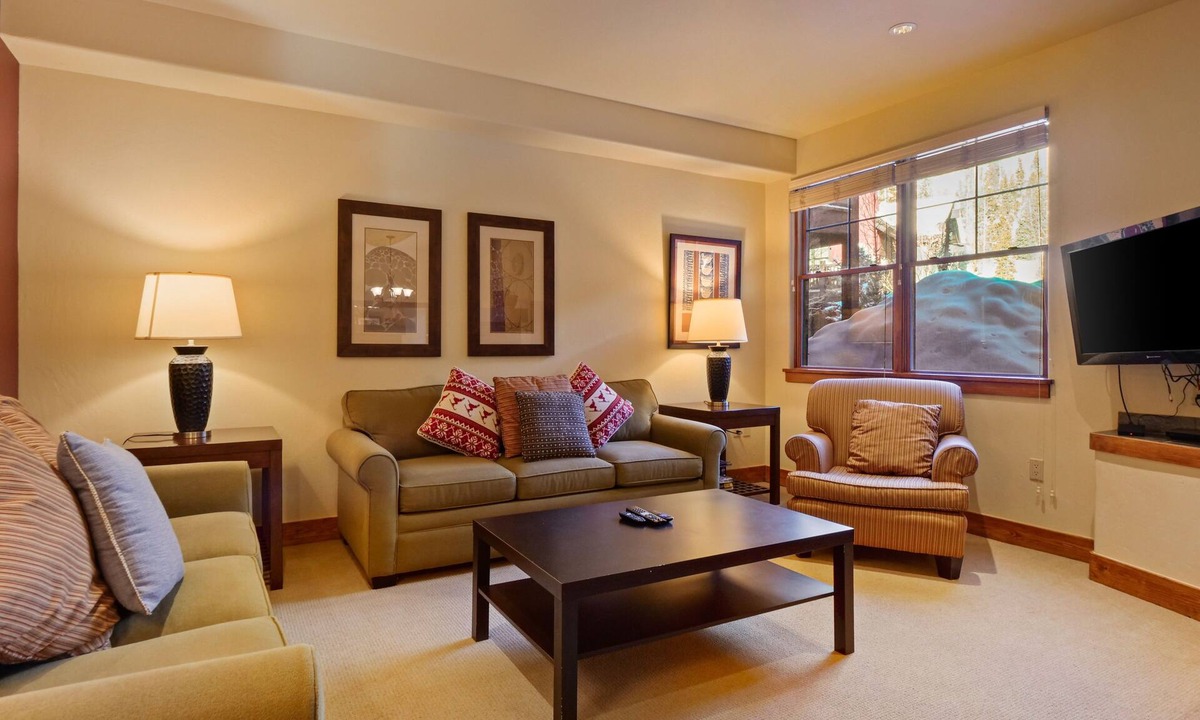 Copper Mountain Village House | NEW! Cache 3 Bedroom Townhome # 2103