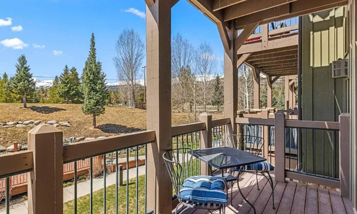 Fairmount On The River Condo | NEW LISTING! Immaculate 1BR, 2 bed condo across from Breckenridge Golf Club!