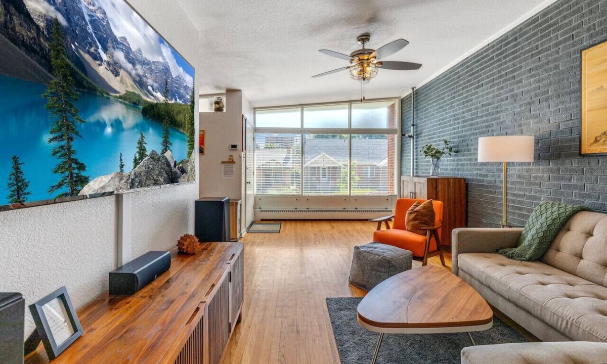 Speer Apartment | NEW Mid Century Modern Condo in Wash Park!