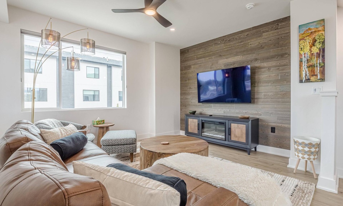 Grand Junction House | NEW! Riverfront Escape: Luxury Townhome w/BBQ