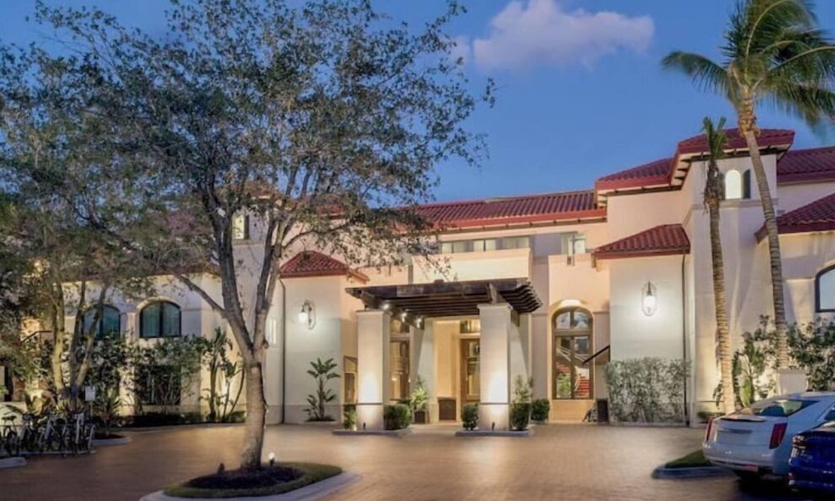 Redevelopment Area Condo | NEWLY UPDATED Bellasera Resort 2 Bd Luxury Condo with Pool, Gym and Restaurants