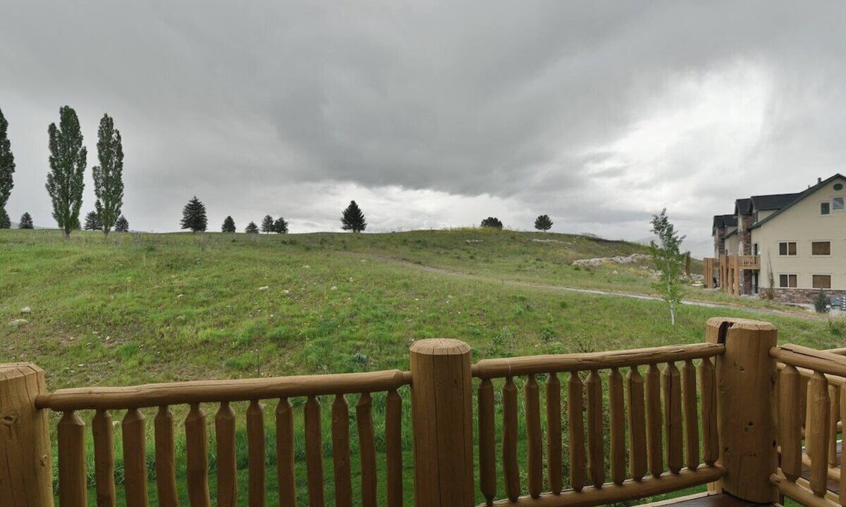 Wolf Creek Condo | Nice 2 BR 2BTH close to Hot tub