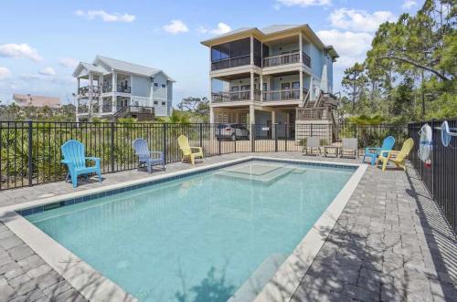 Plantation House | Our Kind of Paradise Pool-Pet Friendly- Sleeps 12