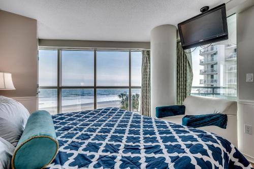 Downtown Myrtle Beach Apartment | Panoramic Oceanfront Condo Steps from the Beach