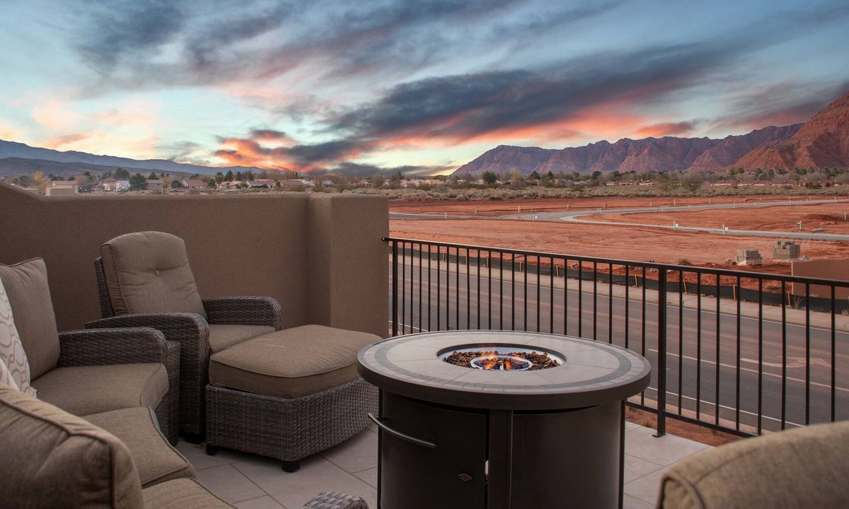 Santa Clara House | Paradise Village 120: Private Spa, Mountain View Retreat at Paradise Village