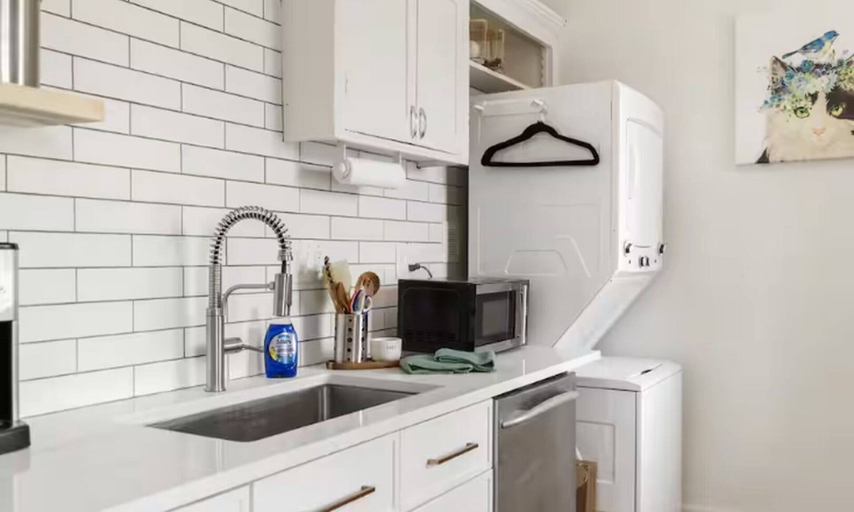 Cheesman Park Apartment | Park View Apartment at Humboldt House