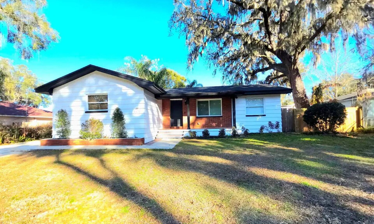 Pasadena House | Peaceful Home Retreat with Pool Near St. Leo University and Mirada Lagoon