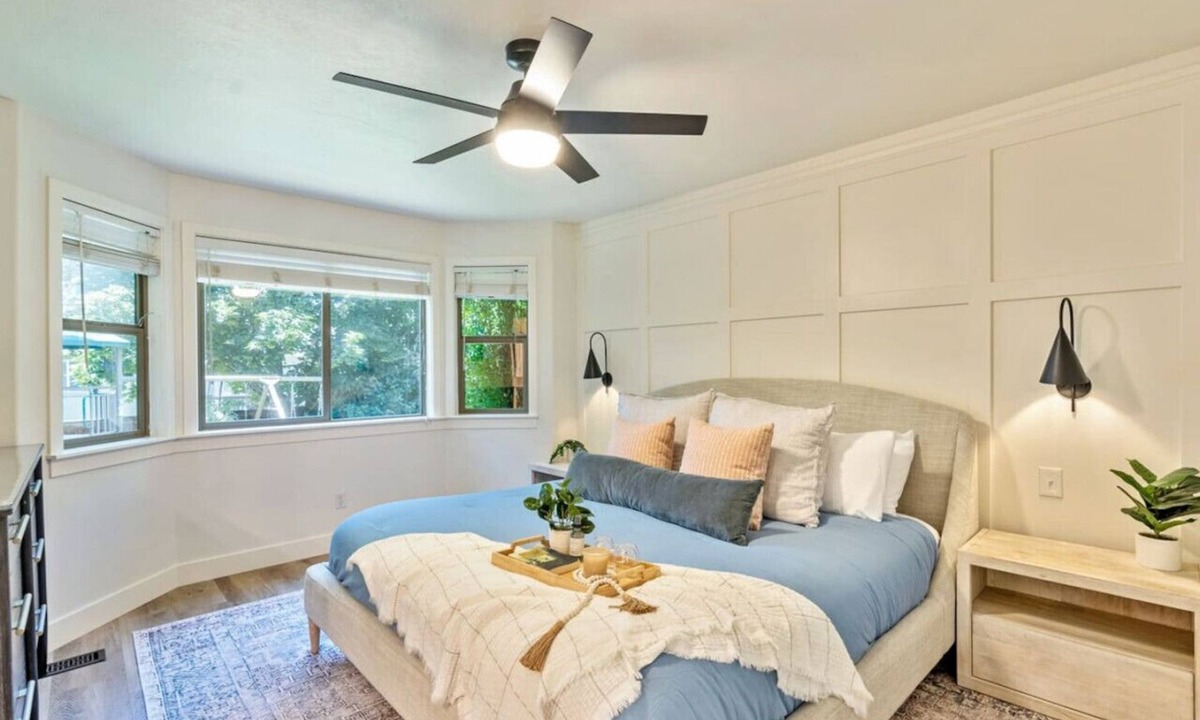 Pleasant Grove House | Peakview Paradise | Backyard | Free Massage*