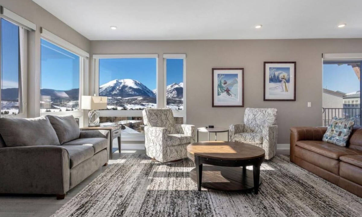 Dillon Condo | Penthouse Retreat Stunning Views Near Resorts!