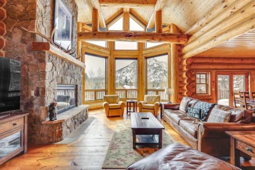 The Reserve House | Private Hot Tub: Spacious Summit County Ski House