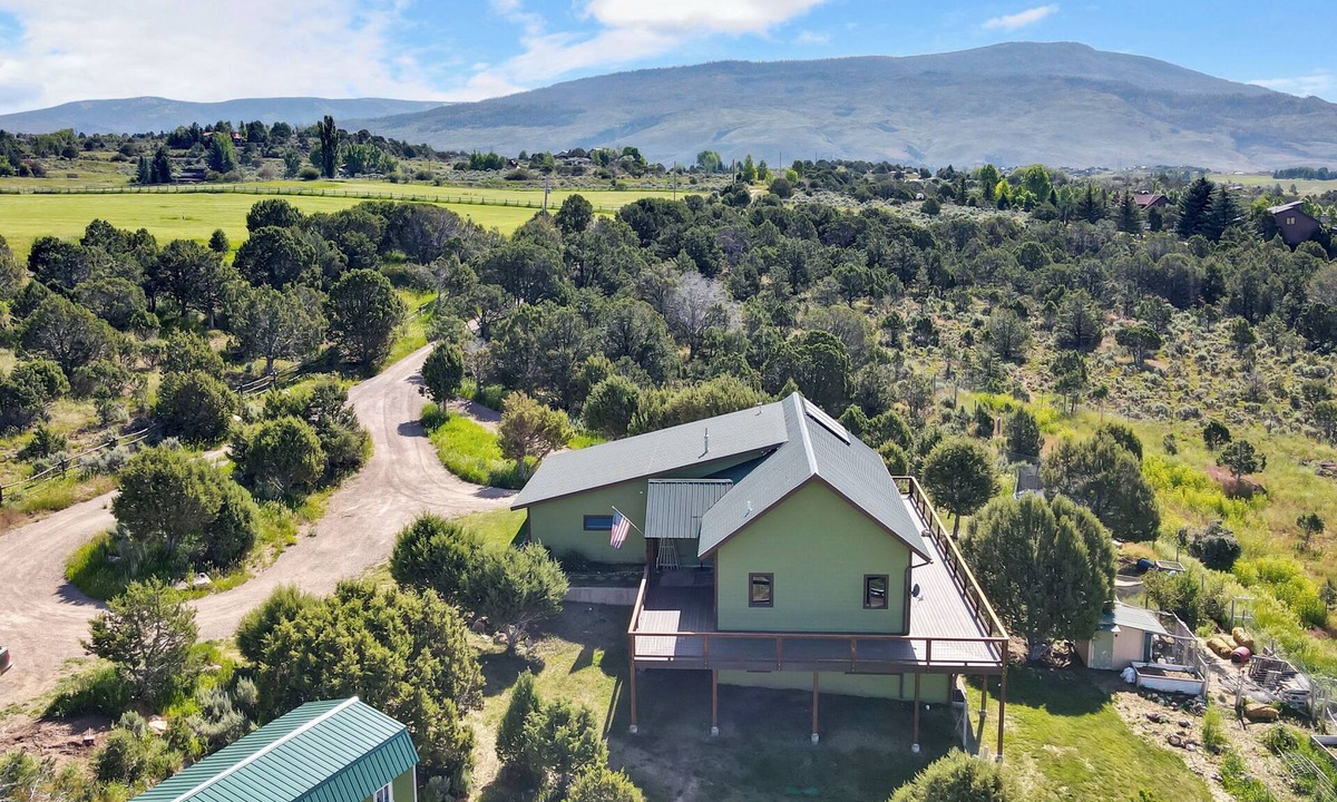 Missouri Heights House | Private mountain paradise, 20 acres, sleeps 14+ with fitness room