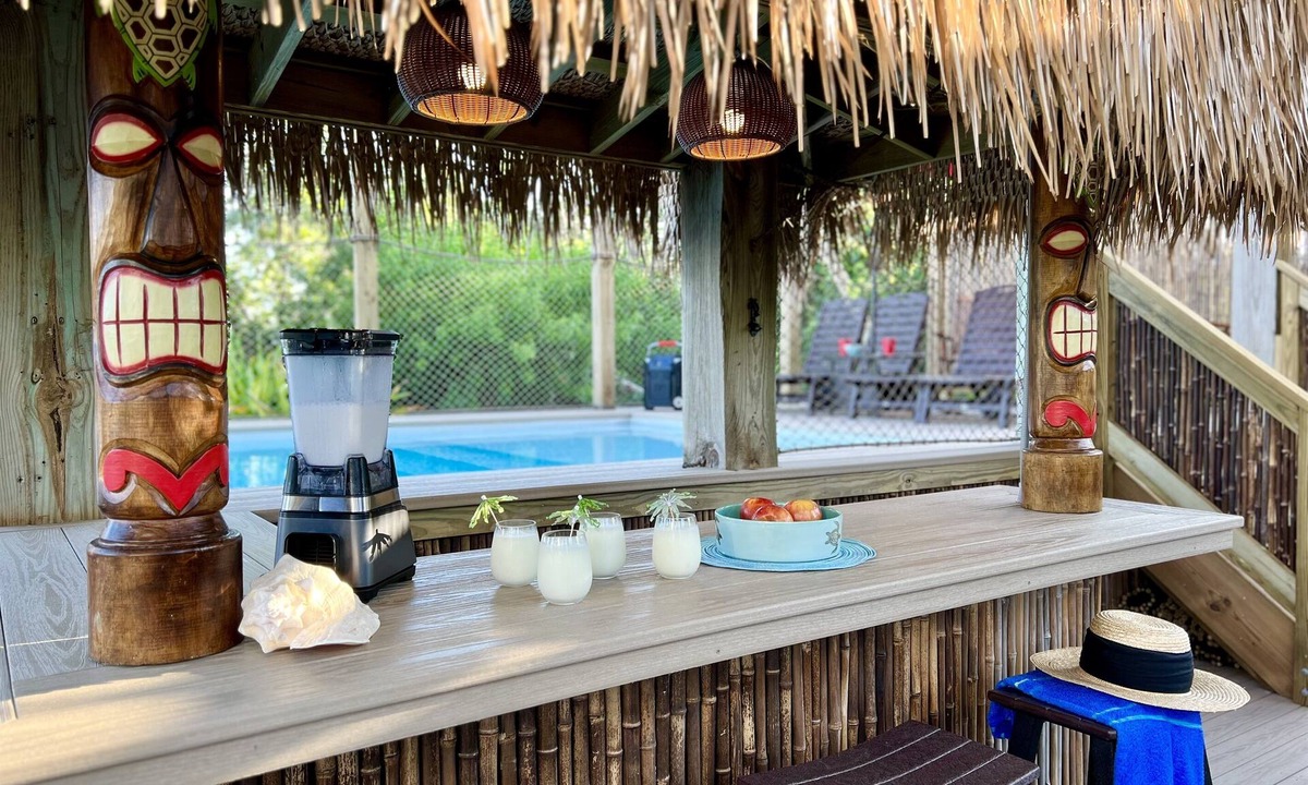 North Captiva House | Private Pool, Swim-up Tiki Bar, Hot Tub, 4 Decks