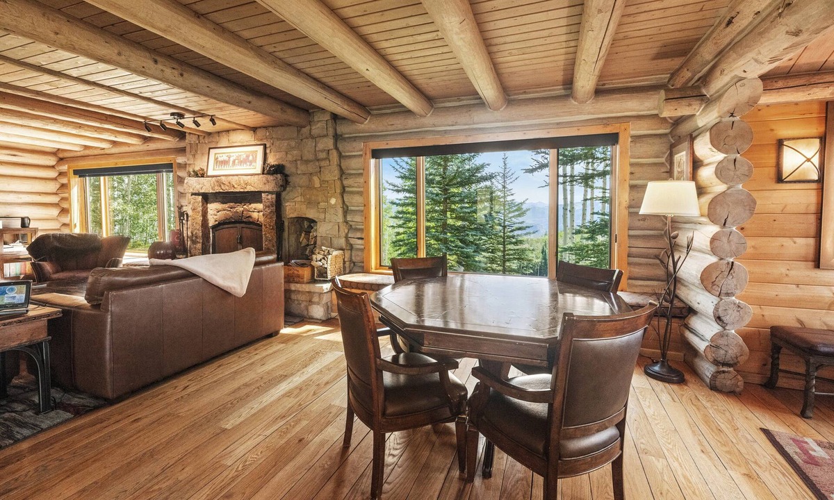 Beaver Creek Cabin | Private Unique On-mtn 4br 4ba 4 Bedroom Cabin by RedAwning