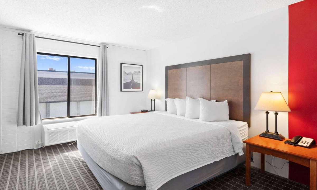 Richfield Hotel | Ramada by Wyndham Richfield UT I-70