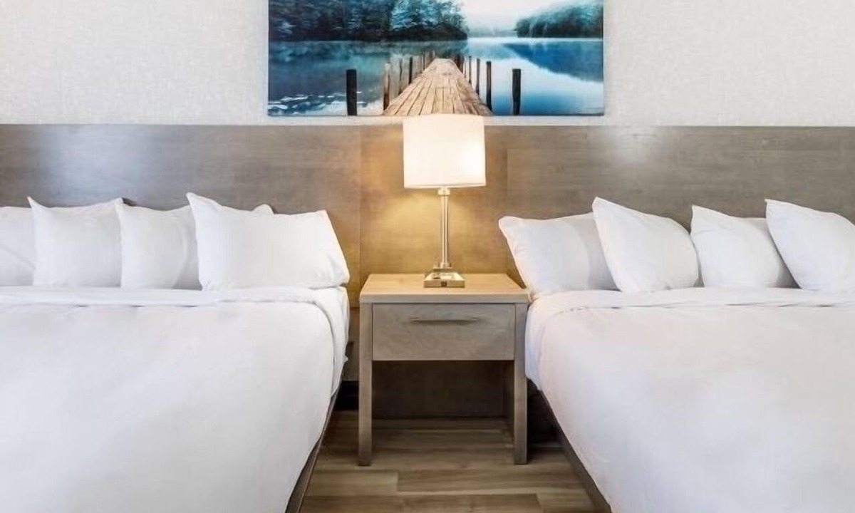 Desjardins Hotel | Repotel Levis