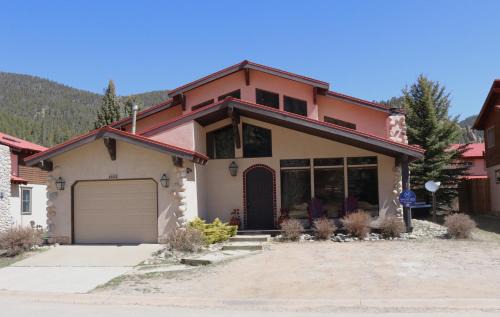 Red River House | River Ritz