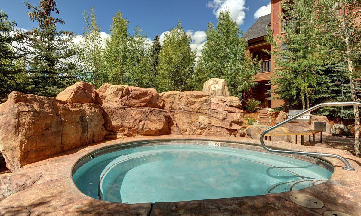 Keystone Condo | River Run | Spacious 2BR Condo + Fireplace