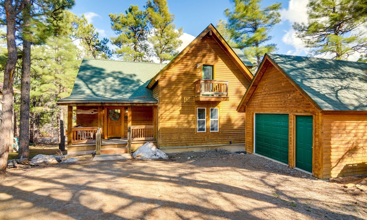 Pagosa Springs Cabin | Rustic Pagosa Springs Cabin w/Hot Tub + Game Room